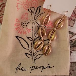 Free People Sea shell Gold Earrings